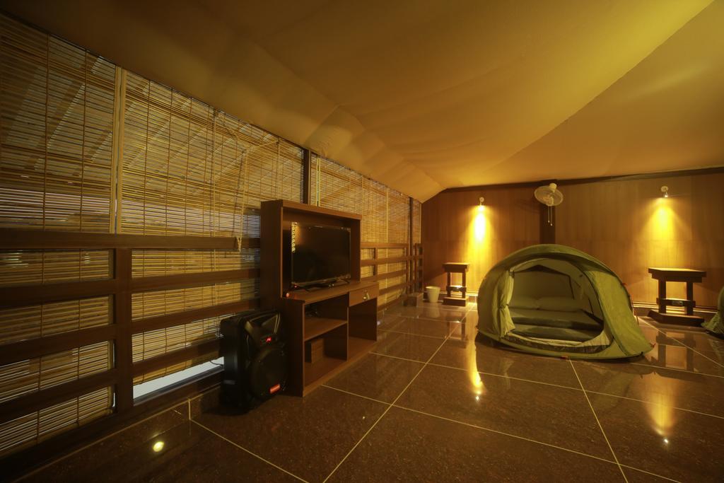 Icon Residency Hotel Kalpetta Exterior photo