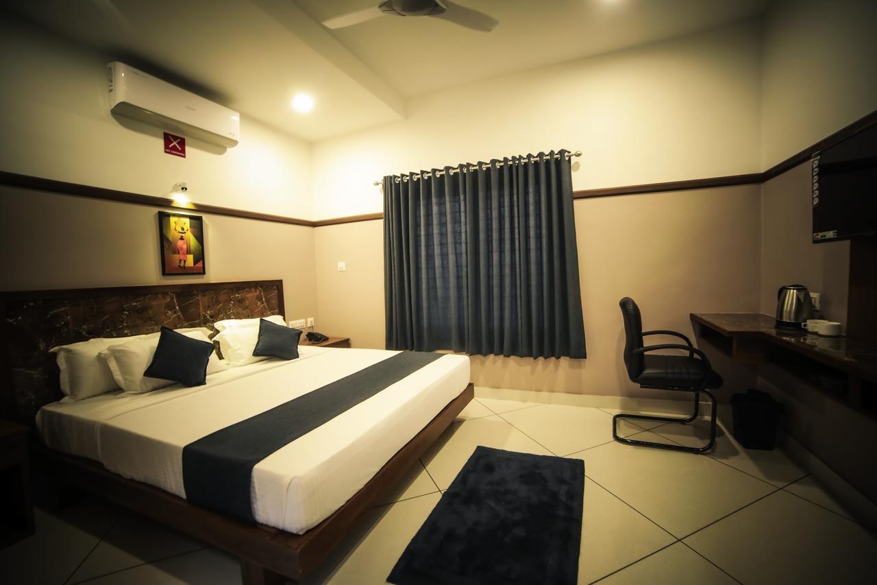 Icon Residency Hotel Kalpetta Exterior photo