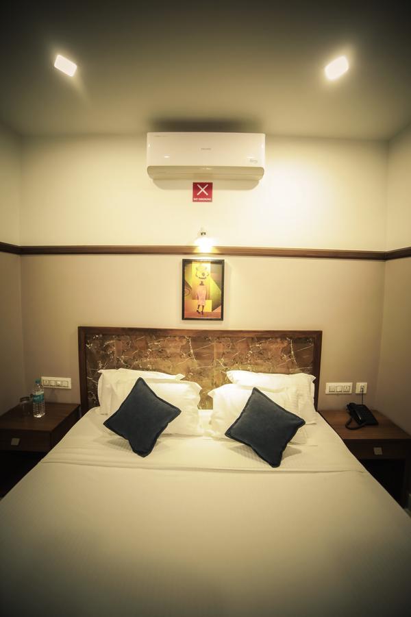 Icon Residency Hotel Kalpetta Exterior photo